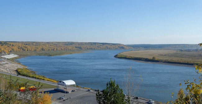 Осень на берегу реки Томь