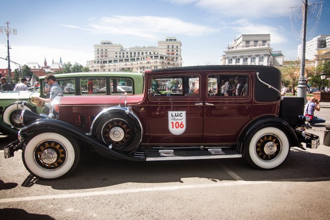 Красивые ретро-автомобили на L.U.C Chopard Classic Weekend Rally