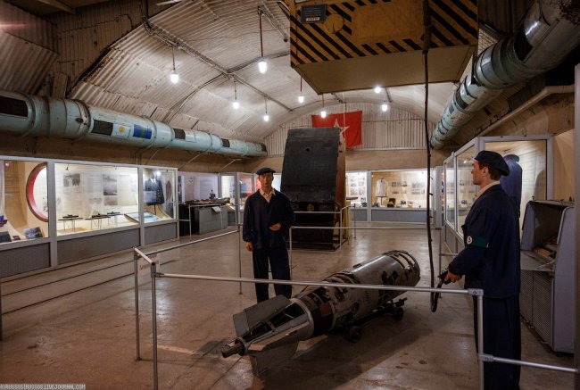 Российская подземная база подводных лодок в Балаклаве